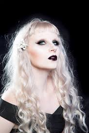 Who can recommend a photographer for a 30th birthday photoshoot?