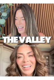 Nia and Janet Th Valley