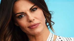 Mi dispiace tanto dirvelo ma oggi non sarò in puntata perché una gastroenterite. Bianca Guaccero Salta Detto Fatto La Conduttrice Sta Male