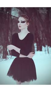 Black And White Swan Halloween Costume Pin By Tara Nagel On Dance Black Swan Costume Ballerina Halloween Costume Black Swan