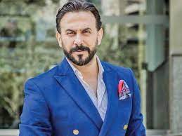 Jul 27, 2021 · قصي خولي بملامح مختلفة تماماً. Ù‚ØµÙŠ Ø®ÙˆÙ„ÙŠ ÙŠØ³ØªØ¹Ø¯ Ù„Ø£ÙˆÙ„ Ù…Ø³Ù„Ø³Ù„ Ù…Ù† ØªØ£Ù„ÙŠÙÙ‡ ÙˆÙŠÙƒØ´Ù Ø§Ù„Ø³Ø¨Ø¨ ÙˆØ±Ø§Ø¡ ØªØºÙŠØ± Ù…Ù„Ø§Ù…Ø­Ù‡ Ù„ÙŠØ§Ù„ÙŠÙ†Ø§