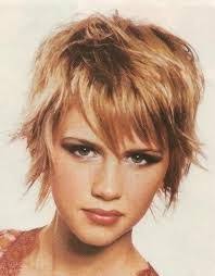 Die tatsache, dass kurzhaarfrisuren für frauen über 40, 50, 60 und so weiter meist an hübschen, jungen frauen fotografiert werden, hält reifere frauen oft. Pin Auf Favorite Short Hair Cuts