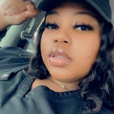 Who can recommend a photographer in Metairie?