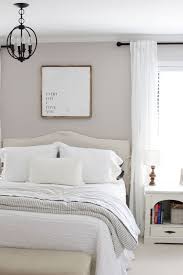 Shop wayfair for all the best modern farmhouse wall accents. 20 Modern Farmhouse Master Bedroom Magzhouse
