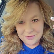 What was the name of the donut shop just north of the Lloyd