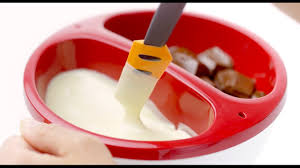 Tout Nouveau Tout Beau Voici La Fondue Choco De Tupperware Idealement Concue Pour 4 Personnes Produit Tupperware Tupperware Recette Tupperware