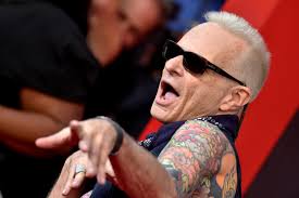 David Lee Roth returns to the stage amid Van Halen drama