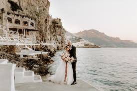 Los huéspedes destacan la excelente ubicación de este. Coral And Blush Amalfi Coast Wedding At Hotel Santa Caterina Junebug Weddings
