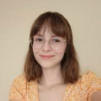 Beata Czak's Instagram, Twitter & Facebook