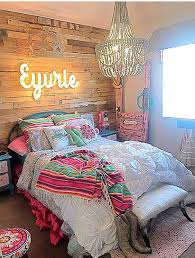 Style your bedroom in a homey farmhouse fashion. Country Bedroom Ideas That Will Bring The South To You Visionbedding