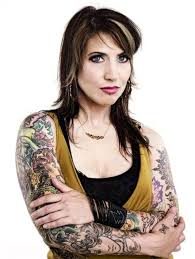 The top 10 richest tattoo artists 2020 who have earned a huge bob tyrrell started his career late but still he is one of the best tattoo artists in the world. Top 40 Female Tattoo Artists Around The World Trending Tattoo