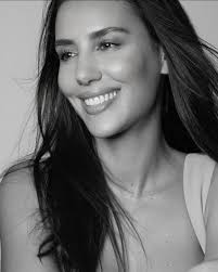 Elisa (@elisameliani) • Instagram photos and videos