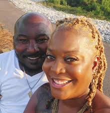 Pastors Roy & Trina wish a happy Sunday to our 3FC family and friends!