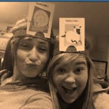 Tara Caveney's Instagram, Twitter & Facebook