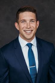 Alex Bromfield's Instagram, Twitter & Facebook