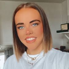 Andrea leonard (@andrealeonard93)