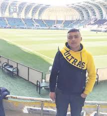 Antalyaspor'la oynanan mücadele sonrası antalya dönüşü geçirdikleri trafik kazasında hayatını kaybeden ankaragücü taraftarları m. Trafik Kazasinda Hayatini Kaybeden Mke Ankaragucu Taraftarlari Icin Toren Duzenlendi Takvim