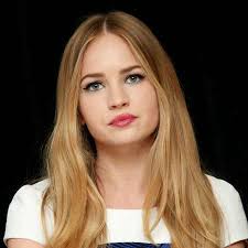 But one suspicious instagram post almost lead them to believe that he actually was. Britt Robertson Movies Tv Shows Age Instagram Networth Celeb Tattler