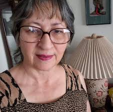 A very special congratulations to the beautiful FOX 13's Regina Gonzalez!  She just got married! We're so glad to see her back and so happy 💖