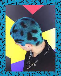 Pin Von Kristin Auf Simple Hairstyles Pixie Frisur Asymmetrischer Pixie Pixie Haar