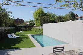 modern zwembad stadstuin in gent dcpools stadstuin tuin en terras tuin design