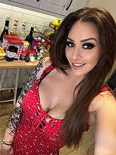 Tabitha Lyons pictures and photos