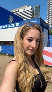 Auf Der Frankfurter Fanzone. Noch ist alles ruhig ⚽️☀️ Bestes Wetter!