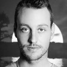 Michael Bate (@mickyb80977)