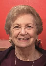 Loretta Dileo's Instagram, Twitter & Facebook