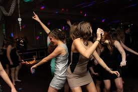 Academics should always come first, but for some if you're still deciding where to go to university in september and partying is something you highly prioritize, here's a guide to the best party schools in. Party Schools News Opinion And Analysis Macleans Ca