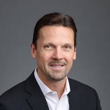 Taking the West Monroe Chicago M&A interns to lunch enjoying this gorgeous  day in the loop and sharing some history of CBOT, trading, southwest salads  and discussing AI #NGL