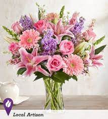 1800flowers offers a number of quality flowers items at an unbeatable price. In Loving Memory Bouquet In 2021 Flowers Bouquet Flower Bouquet Pictures Flower Delivery