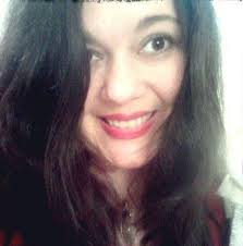 Becca Horne's Instagram, Twitter & Facebook