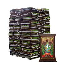 2 cubic feet (51.4 quarts) of organic potting soil that has everything your plants need in one bag Happy Frog Soil Shop Pallet Of Fox Farm Happy Frog Potting Soil At Htg Supply