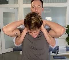 Chiropractor S Back Cracking Tiktoks Rack Up Millions Of Views