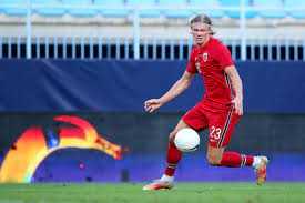 Erling haaland is a norwegian wonderkid who plays as striker for rb salzburg in fm20. 3znoutozt0jl8m