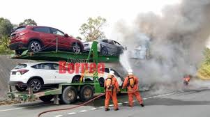 Kasi pk bidang ppk satpol pp kabupaten malang, agus 'ambon' suyanto membenarkan. Enam Kereta Musnah Terbakar Utusan Borneo Online