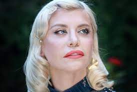 Cîți ani are loredana groza: AstÄƒzi Este Ziua Ta Loredana Groza
