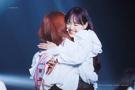Want to discover art related to viseul? Thread By Jungiecakes Loona Hugging Thread That No One Asked For Sisters
