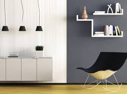Salon Peinture A Paillette Grise Sur Pan De Mur Et Peinture Blanche En Opposition Jpg 378 283 Peinture Paillettes Peinture Salon Idee Peinture Salon