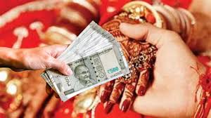 लग्नाच्या आमिषाने व्यावसायिकाची अडीच लाखांची फसवणूक; लग्न लावून नवरी झाली पसार, राहाता पोलिसांत गुन्हा दाखल