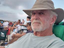 What happened to Debbie Rodenbach and her sister from Hicksville, NY?