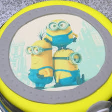 Sie hatte zwar an eine einfache variante gedacht, aber einfach kann ja jeder ich hatte keine detaillierte anleitung. Torte Mit Minions Motiv Bestellen Torte Mit Paw Patrol Bild Kaufen Torten De