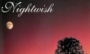 Ze is vooral bekend als de frontzangeres van de finse symfonische metalband nightwish. Angels Fall First Das Erste Album Von Nightwish 1997