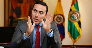 En ese contrato el señor gobernador aguilar nos hace un ofrecimiento a mí y a un asesor de mucha confianza en cuanto a lo recibido por el gobernador manifestó que serían unos 500 millones. Me Pidieron 300 Millones De Pesos Senador Richard Aguilar Habla Sobre El Supuesto Cartel En La Procuraduria