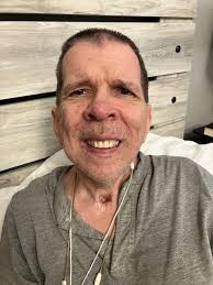 SKL HAPPINESS IS ...ignoring the world because you're reading a Stephen  King book.