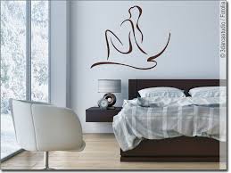 Gerade weil das schlafzimmer ein so wichtiger raum für uns ist, ist es von besonderer bedeutung, es liebevoll einzurichten, mit persönlichen bildern zu gestalten und es auf diese weise in eine individuelle oase der entspannung und sinnlichkeit zu verwandeln. Wandaufkleber Erotische Frau Wandsticker Erotik