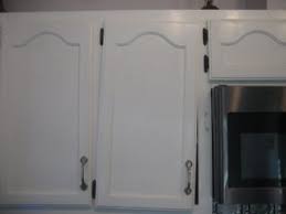 The hinges should sit flush against the outside and inside of the cabinet. Tip For Hanging Cabinet Doors Instructables