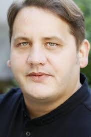 Kerry Peacock's Instagram, Twitter & Facebook