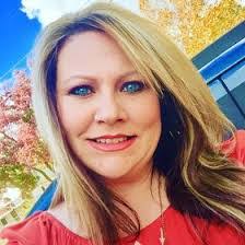 Shannon Luster's Instagram, Twitter & Facebook